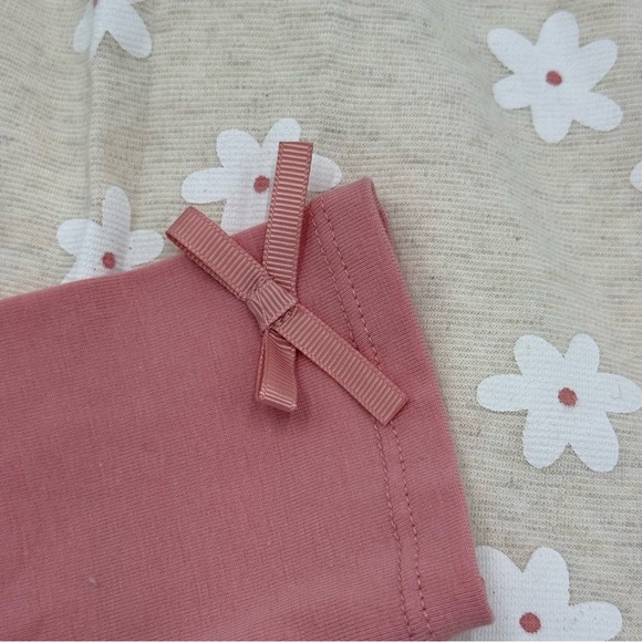 NWT MAX STUDIO kids Girl’s Floral Beige Top & Pink Leggings Set w/ White Bag 4T - Picture 6 of 10